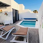 , Koldos House ヴィラ *