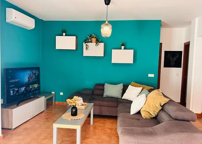 فيلة , Koldos House