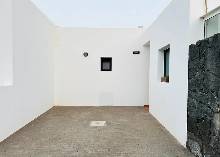 , Koldos House فيلة *