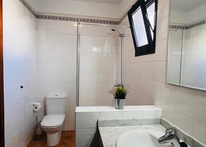 , Koldos House فيلة